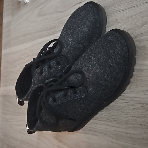 UGG Refelt Neumel woman's boots size 7 - Picture 1 of 9